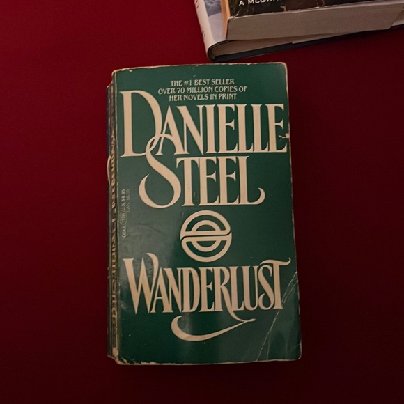 1987 wanderlust Danielle Steel - Picture 1 of 2